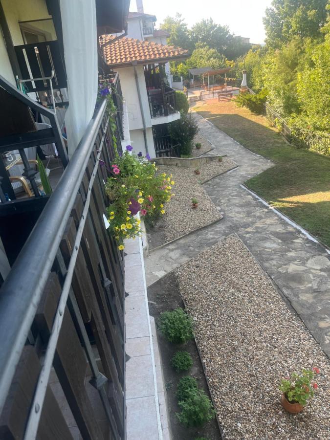 Spacious Fully Furnished Studio In Kavarna Apart Hotel ภายนอก รูปภาพ